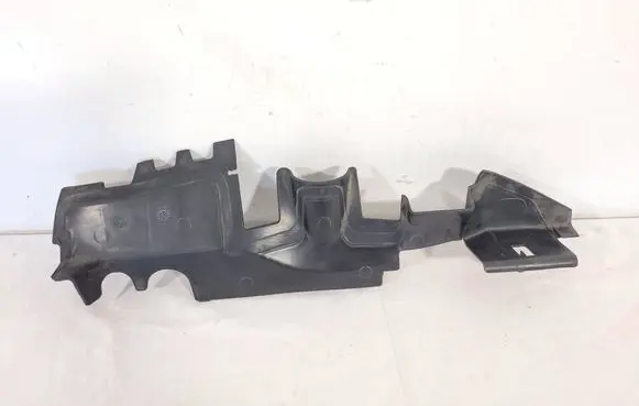 Volkswagen PASSAT B7 Intercooler air guide/duct channel 3AA121284