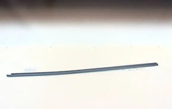 BMW 1 F20 F21 Front door rubber seal 7267903