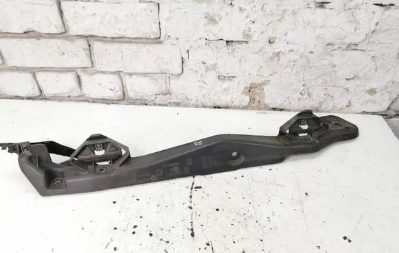 Renault Laguna III Fender mounting bracket 901260001R