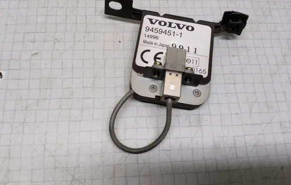 Volvo V70 Aerial GPS antenna 94594511
