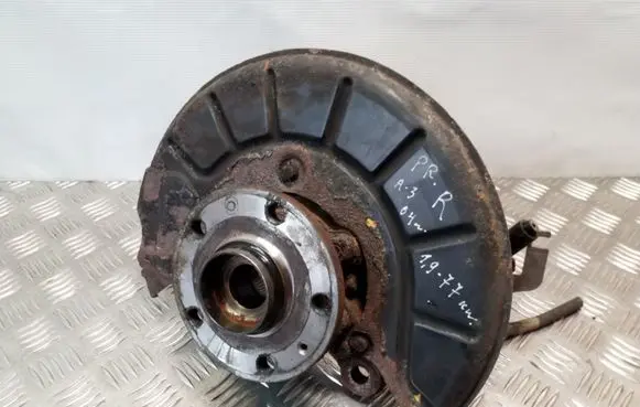 Audi A3 S3 8P Front wheel hub