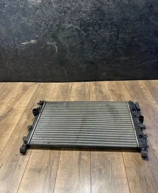 Opel Insignia A Coolant radiator