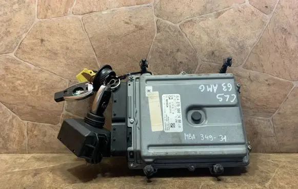 Mercedes-Benz CLS C218 X218 Engine control unit/module A2789001400