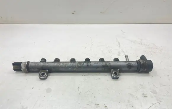 Fuel main line pipe