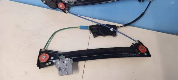 Audi A5 Front window lifting mechanism without motor 8W8837462