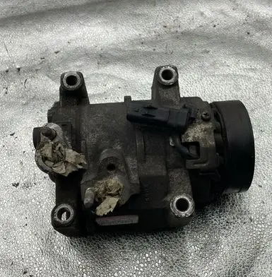 Honda CR-V Air conditioning (A/C) compressor (pump) 10SRE20C 09N010924