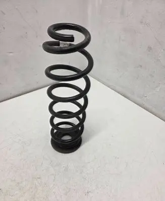 Volkswagen Golf Sportsvan Rear coil spring 5Q0511115