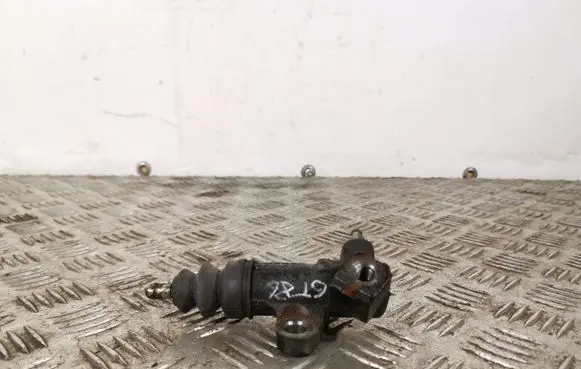 Toyota GT 86 Clutch slave cylinder NABCC0C0