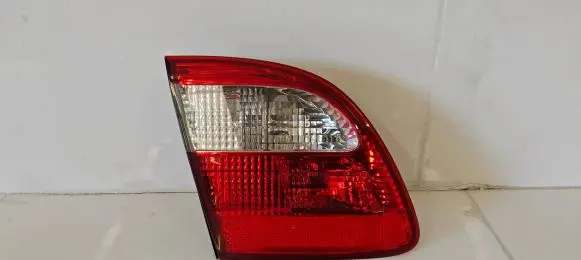 Mercedes-Benz E W211 Tailgate rear/tail lights A2118201364