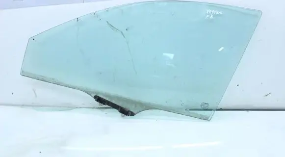 Honda CR-V Front door window glass four-door 43R00050