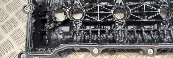 Dodge Durango III Rocker cam cover 05184068