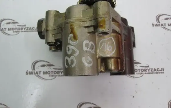 Nissan Juke I F15 Oil pump 390GB