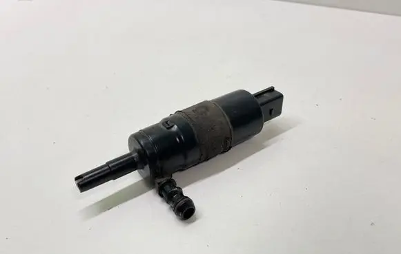 Audi A4 S4 B6 8E 8H Headlight washer pump 3B7955681 001016