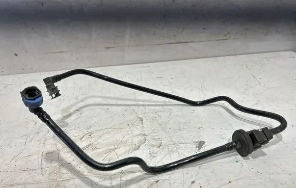 Ford Fiesta Fuel line pipe C1B19C987BB