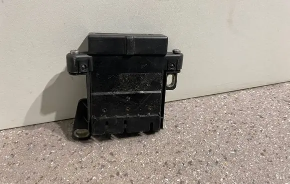 BMW 5 F10 F11 Current control relay 9153410 61149153410