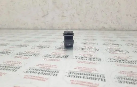 Volkswagen Touran II Electric window control switch 7L6959855B