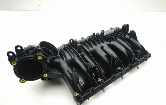 Jaguar XE Intake manifold G4D39424AC
