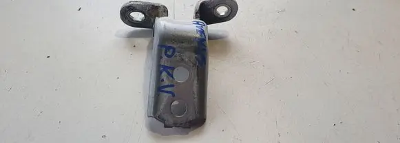 Toyota Avensis T270 Front door upper hinge
