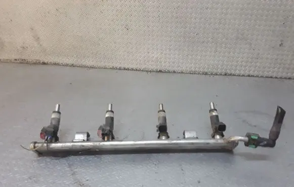 Dodge Caliber Fuel injectors set 04891577AB