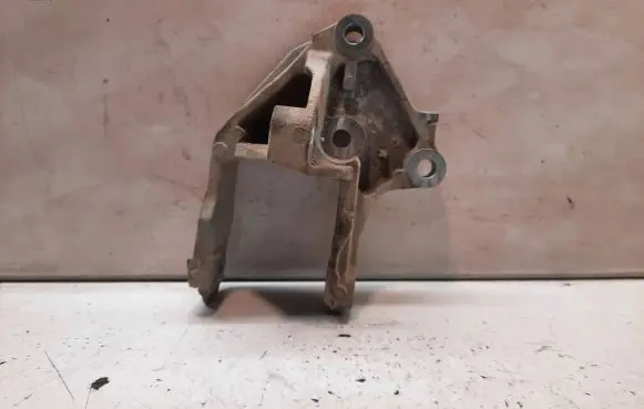Chrysler Sebring (JS) Engine mounting bracket 48370A