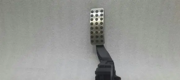 Mercedes-Benz A W176 Accelerator throttle pedal A2463001904