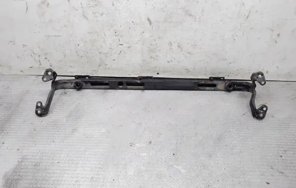 Volvo V50 Bottom radiator support slam panel 