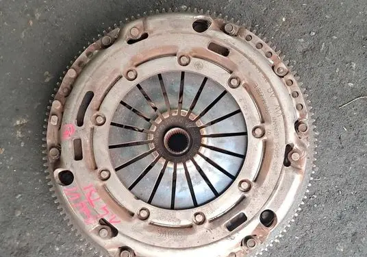 Volkswagen Golf VI Clutch set kit 03C141025M