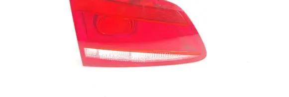Volkswagen PASSAT B7 Tailgate rear/tail lights 3AF945093K