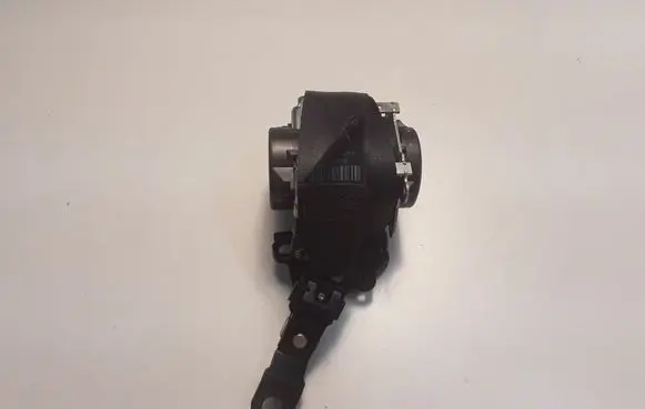 Volvo V40 Front seatbelt 31418480