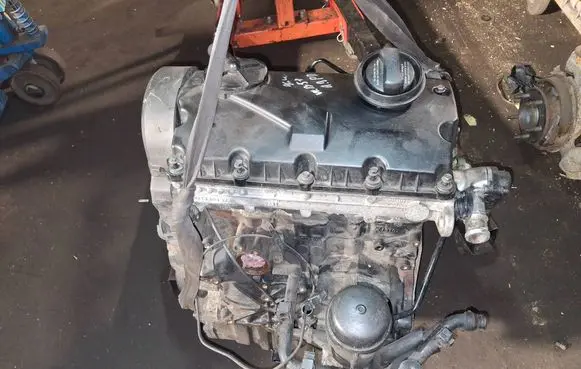 Volkswagen PASSAT B5.5 Engine 038103373R