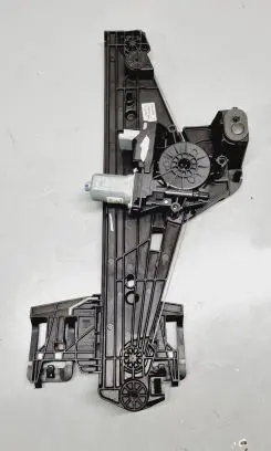 Opel Mokka B Rear door window regulator with motor 9843773980 9830002480