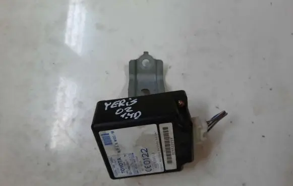Toyota Yaris Door control unit/module 8974152021