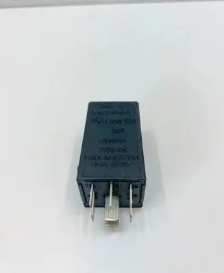Mercedes-Benz SLC C107 Other relay 1388533