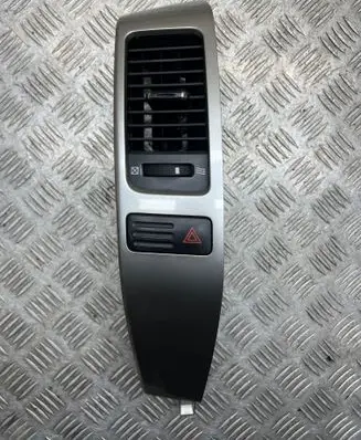 Toyota Land Cruiser (J120) Dashboard side air vent grill/cover trim 6556440030