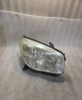 Toyota RAV 4 (XA20) Headlight/headlamp E1325