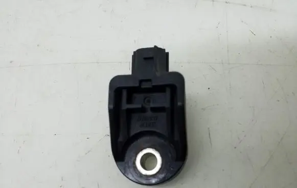 Toyota RAV 4 (XA30) Airbag deployment crash/impact sensor 8917342080
