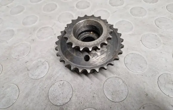 BMW 5 E39 Timing chain sprocket 2247053