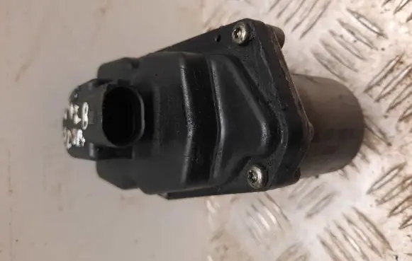 Audi A6 S6 C6 4F EGR valve 03L131501E 47480593