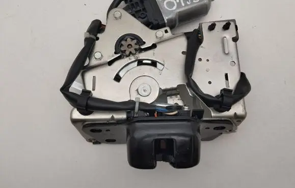 Chrysler Pacifica Tailgate/trunk/boot lock/catch/latch A95613206BU