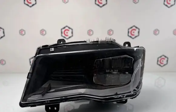 Man TGE 1gen Headlight/headlamp 81.25101-6821