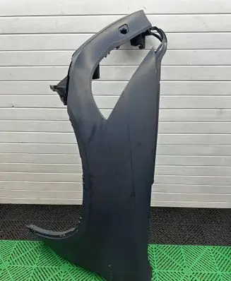 BMW X6 E71 Fender 7052423 0022041749 1914383066