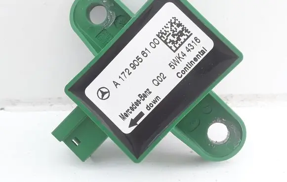 Mercedes-Benz E C207 W207 Airbag deployment crash/impact sensor A1729056100