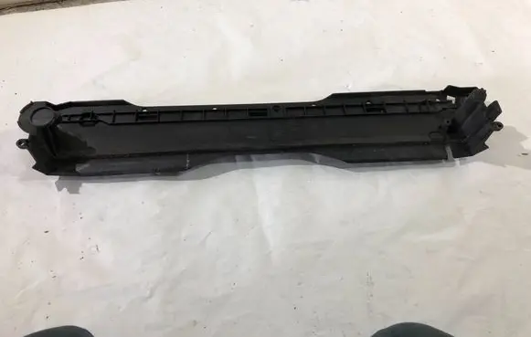 BMW 7 E65 E66 Top upper radiator support slam panel 1711750797104 10519311 7507971