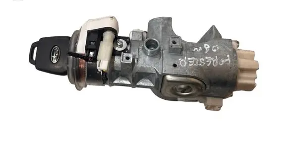 Subaru Forester SH Ignition lock 88215AG000 X1T25971