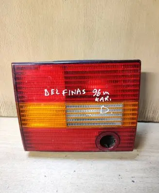 Volkswagen PASSAT B4 Tailgate rear/tail lights 3A9945108