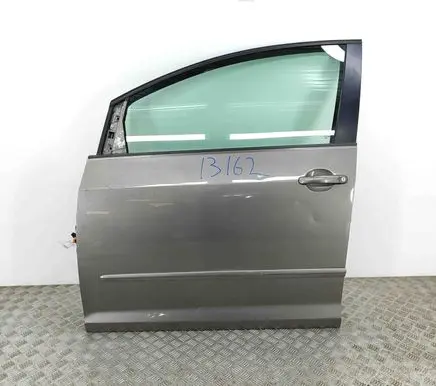 Volkswagen Golf Plus Front door 5M0831311