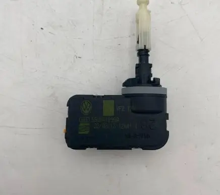 Seat Toledo IV (NH) Headlight level adjustment motor 5g0941295a 6JC941016 90019683