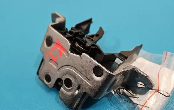 Toyota Aygo AB40 Tailgate/trunk/boot lock/catch/latch IMPRK1544536