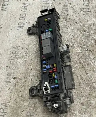 Tesla Model S Fuse module 103440500D