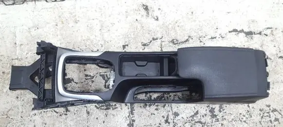 Opel Insignia A Center console
